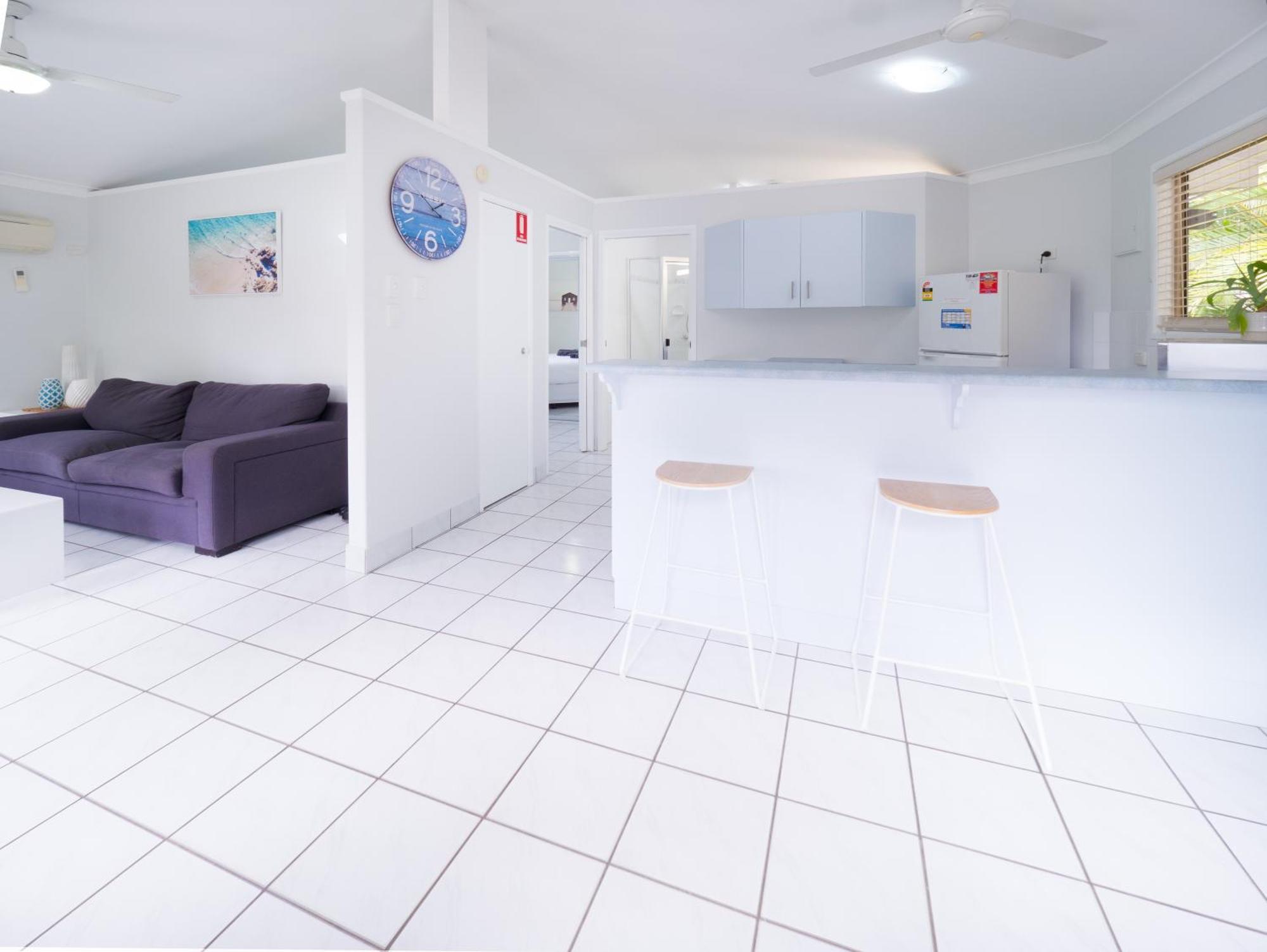 Boyne Island Motel And Villas Bagian luar foto
